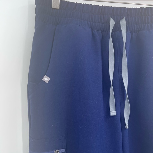 FIGS navy blue jogger pants size M - Picture 2 of 5